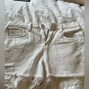 Blank NYC white jean shorts